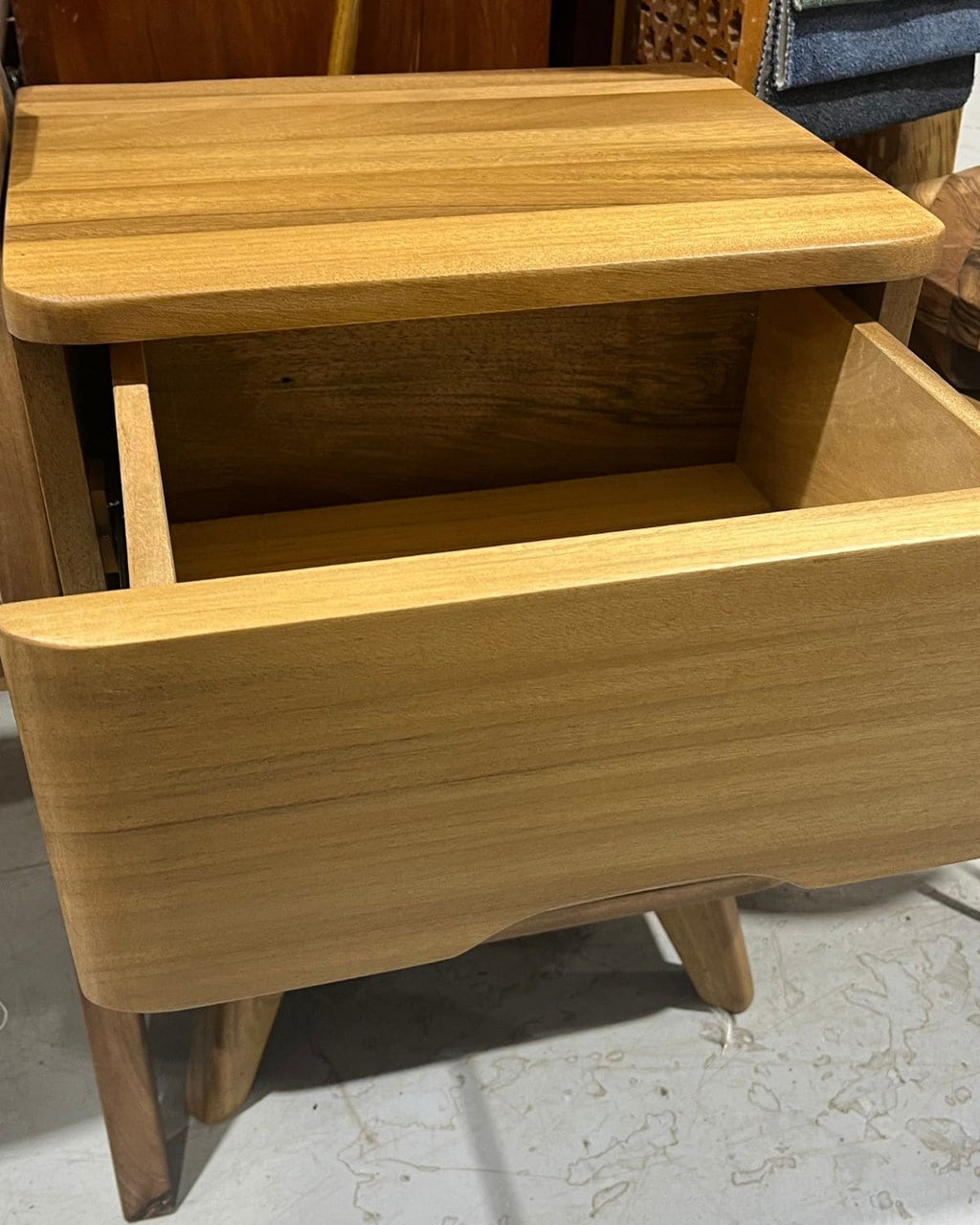 MARBELLA | Table de chevet