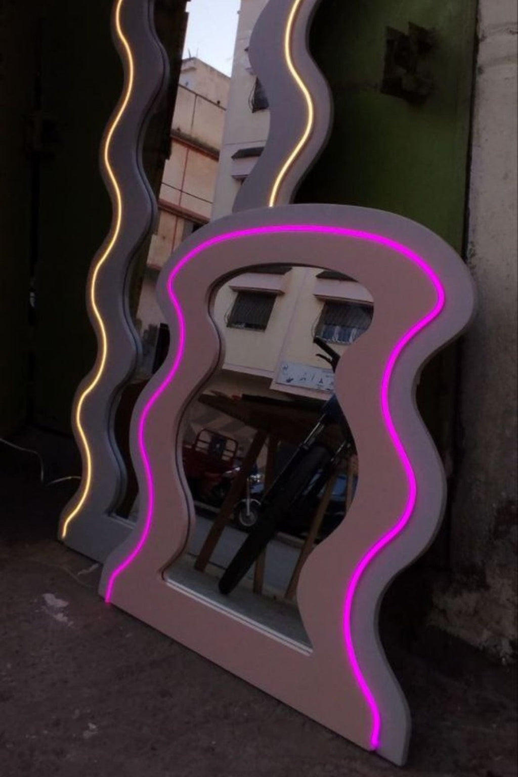 NAIROBI | Miroir Néon Tendance - BOHEME